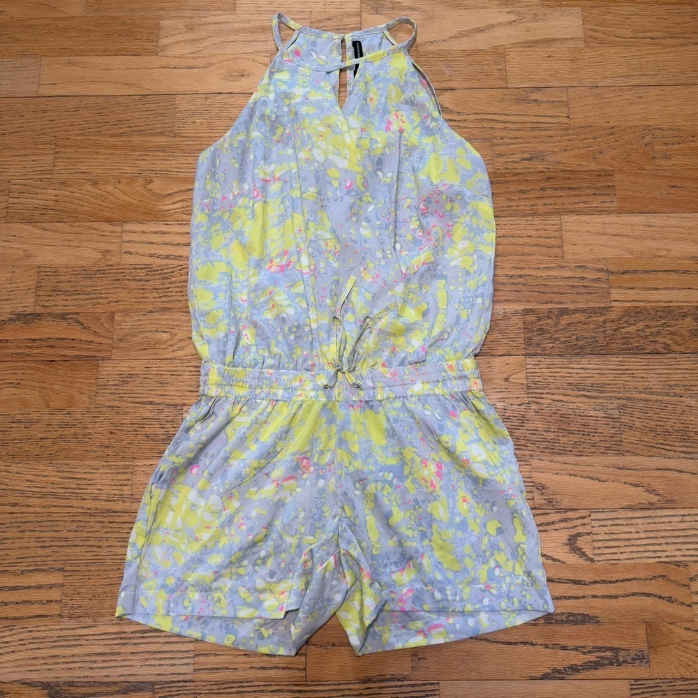 W118 by WALTER BAKER | Marbled‎ Splatter Romper Shorts size Small